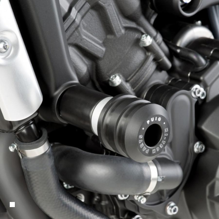 プーチ Puig クラッシュパッド ブラック XSR900 8594N