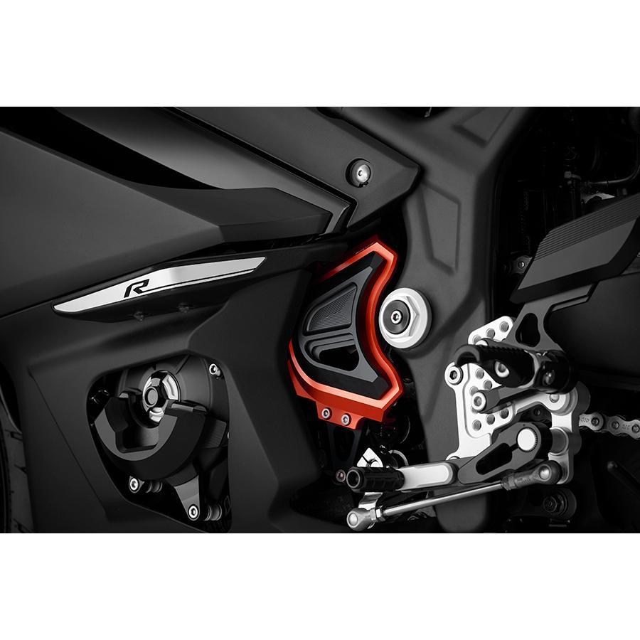 バイカーズ フロントスプロケットカバー オレンジ YZF-R25 R3 MT-25 03の画像
