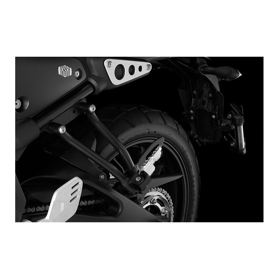 BIKERS（バイカーズ） リアフットレスト シルバー YZF-R15/R125 XSR125