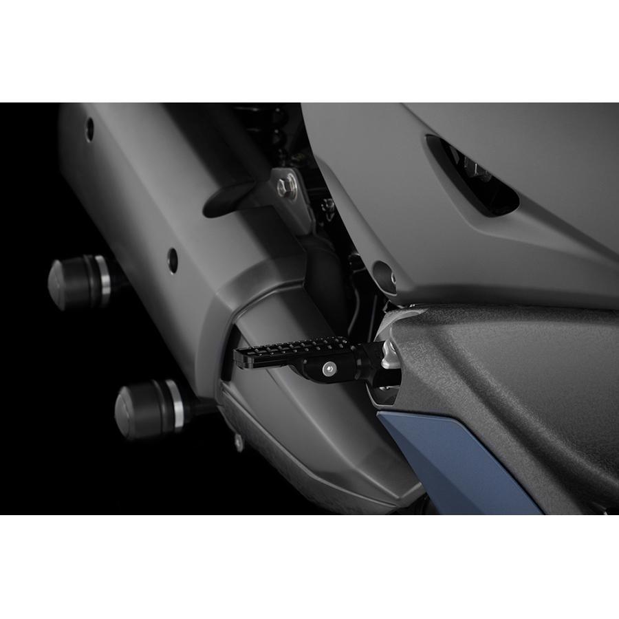 バイカーズ リアタンデムステップ ブラック 左右セット XMAX BK-Y0317-BLK_1