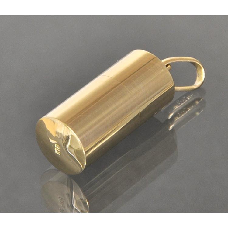 ペンダントトップ 18金 イエローゴールド 筒型のネジ式ロケット ペンダントトップ 18金 イエローゴールド 筒型のネジ式ロケット