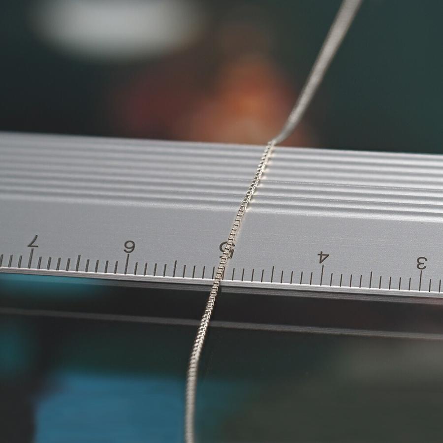 メガネチェーン PT850 プラチナ ベネチアンチェーン（Wドーナツ型） 幅0.6mm 長さ70cm 眼鏡チェーン｜鎖 850pt 貴金属_4