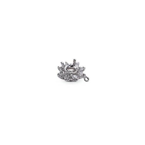 ペンダントトップ PT900 プラチナ 天然石 花モチーフの取り巻きペンダント 主石の直径約3.8mm 四本爪留めの画像