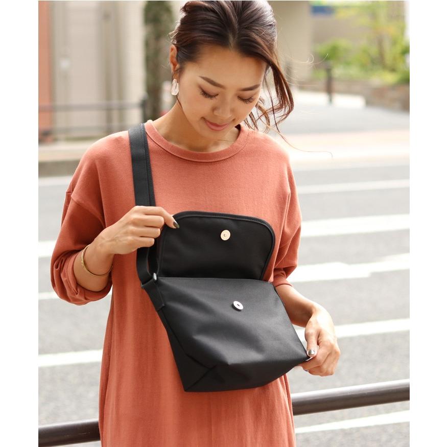 REAL STYLE ボディバッグ レディース メンズ 旅行 小さめ ショルダー