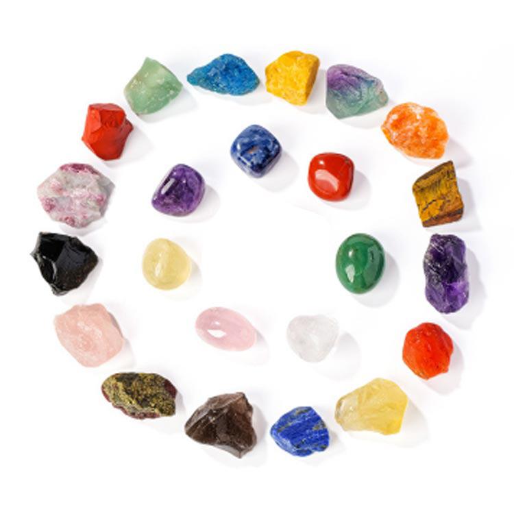 どんぐりページ　年末限定✨選べる天然石セット✨ プレゼント 24個セット 世界の石コレクション 天然鉱石 クリスマス