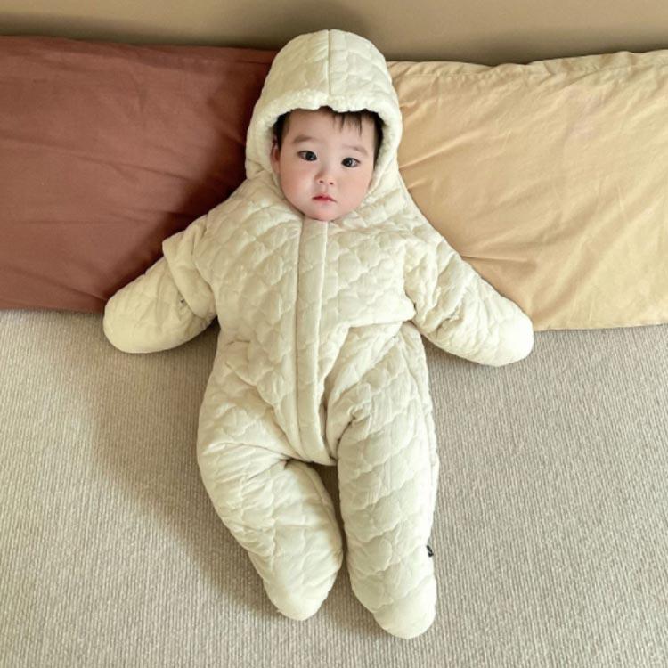 ベビー おくるみ 冬 退院 裏ボア 新生児 足付き 星型 抱っこ布団