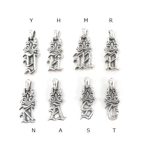 Bill Wall Leather M イニシャル ペンダントトップ