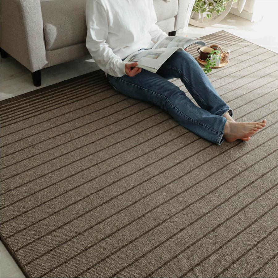 グラムスタイル ダイニングラグ 220×260 撥水 抗菌 防ダニ 防炎 床暖房 
