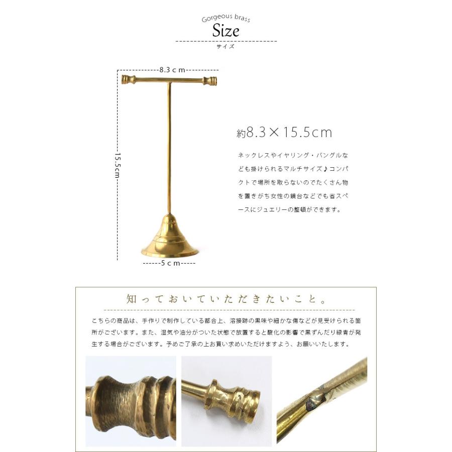 15の小さな青い丸い錠剤