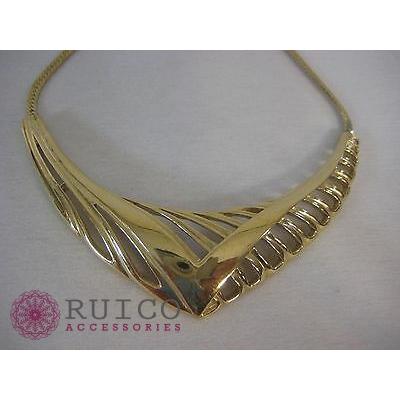 TRIFARI トリファリ ネックレス ゴールド アンティーク TRIFARI トリファリ ネックレス ビンテージ