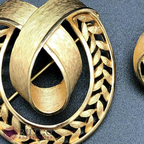 TRIFARI トリファリ ブローチ リーフ 葉 アンティーク TRIFARI トリファリ ブローチ ビンテージ