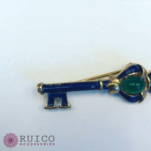 TRIFARI トリファリ ブローチ グリーン 緑 アンティーク TRIFARI トリファリ ブローチ ビンテージ