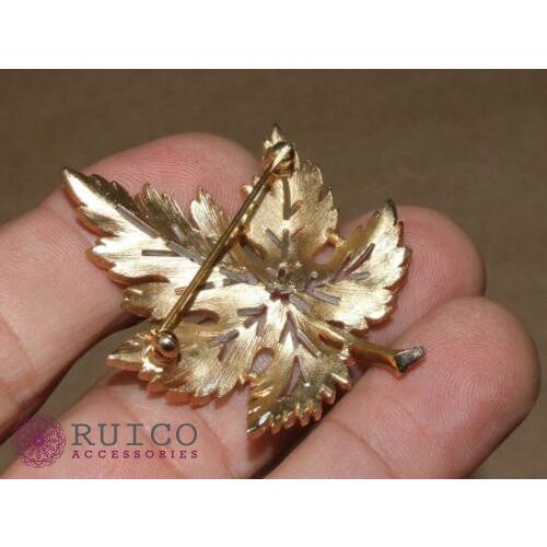 TRIFARI トリファリ ブローチ リーフ 葉 アンティーク TRIFARI トリファリ ブローチ ビンテージ