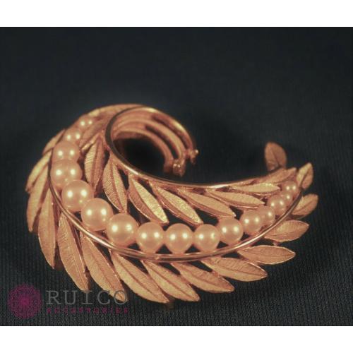 TRIFARI トリファリ ブローチ リーフ 葉 アンティーク