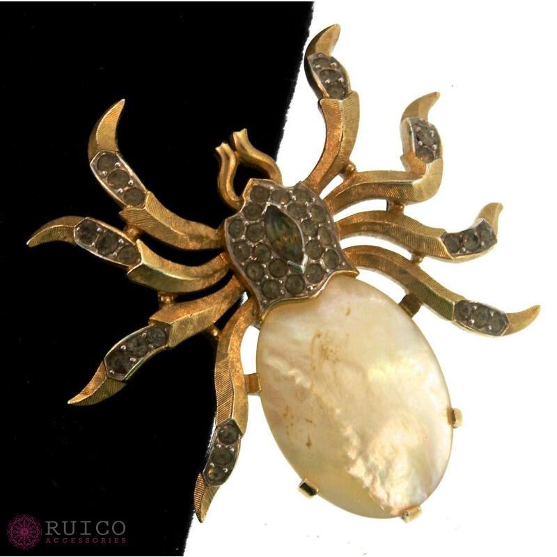 TRIFARI トリファリ ブローチ ラインストーン アンティーク TRIFARI トリファリ ブローチ ビンテージ