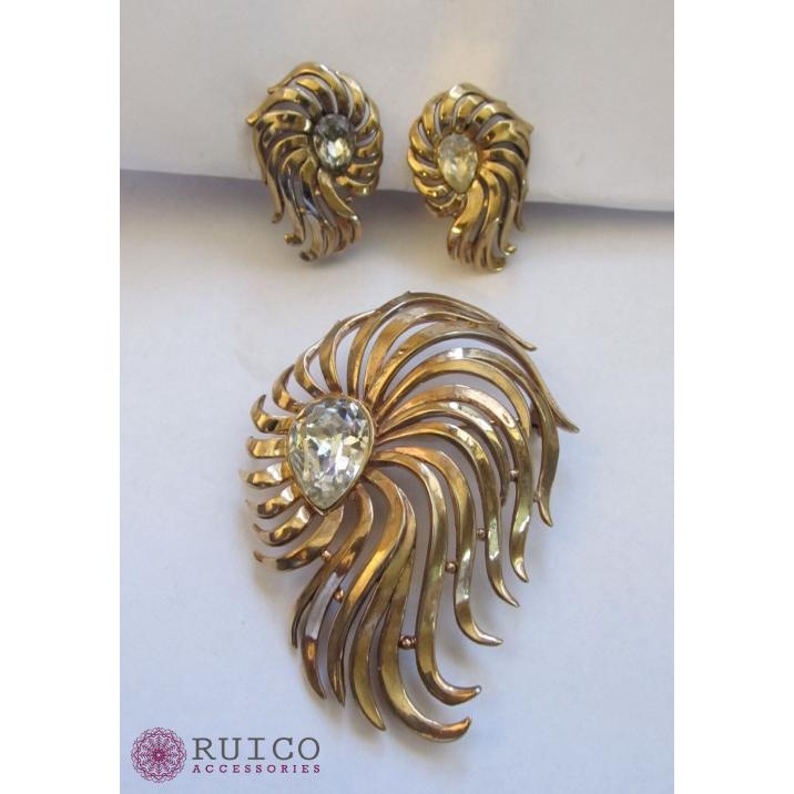 TRIFARI トリファリ ブローチ ラインストーン アンティーク