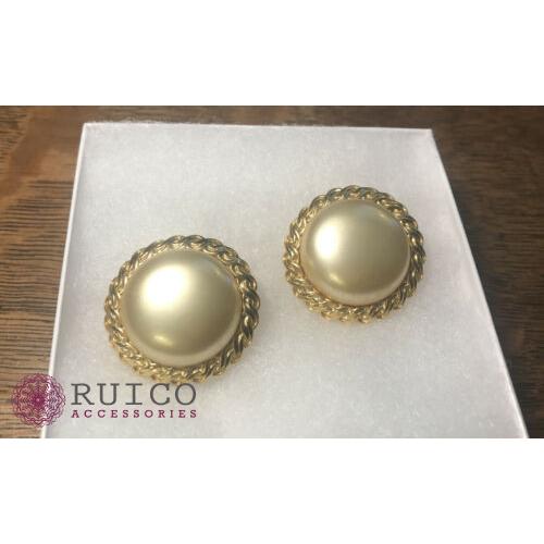 正規店仕入れの Trifari トリファリ イヤリング ピアス イエロー アンティーク 楽天市場 Mtkbrasil Com Br