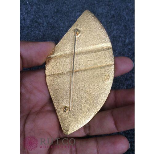 TRIFARI トリファリ ブローチ グリーン 緑 アンティーク TRIFARI トリファリ ブローチ ビンテージ