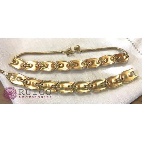 TRIFARI トリファリ ネックレス ゴールド アンティーク TRIFARI トリファリ ネックレス ビンテージ