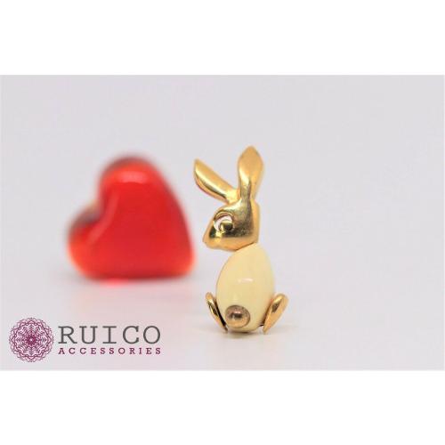 TRIFARI トリファリ ブローチ ホワイト 白 アンティーク