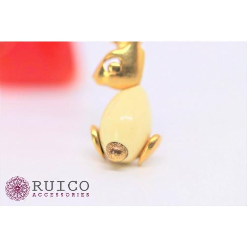 TRIFARI トリファリ ブローチ ホワイト 白 アンティーク TRIFARI トリファリ ブローチ ビンテージ