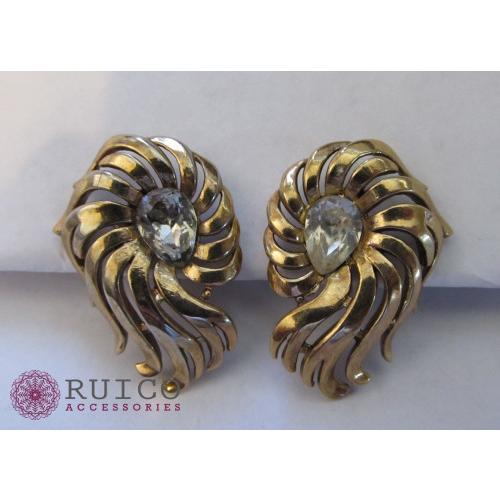 TRIFARI トリファリ イヤリング ピアス ゴールド アンティーク TRIFARI トリファリ イヤリング ピアス ビンテージ