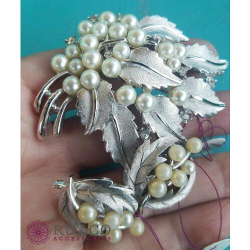 送料関税無料 ヴィンテージ コスチューム ジュエリー アクセサリ Trifari トリファリ イヤリング ピアス パール アンティーク レディースアクセサリー Bleachtourism Com