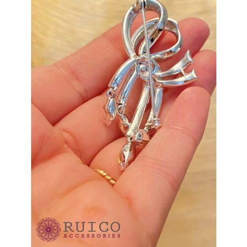 TRIFARI トリファリ ブローチ ラインストーン アンティーク TRIFARI トリファリ ブローチ ビンテージ