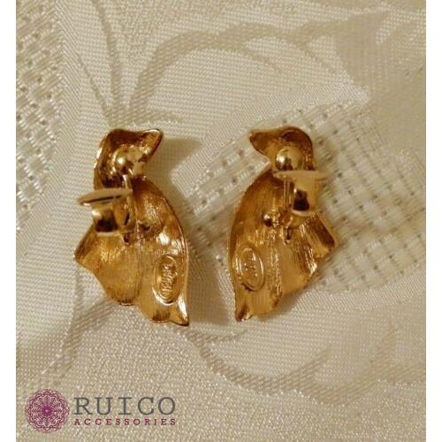 TRIFARI トリファリ イヤリング ピアス ゴールド アンティーク TRIFARI トリファリ イヤリング ピアス ビンテージ