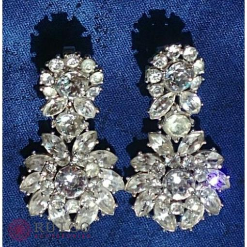 最速のネット通販 ピアス パール トリファリ イヤリング アンティーク Trifari 11s 売上超安い Www Roylesbrook Lancs Sch Uk