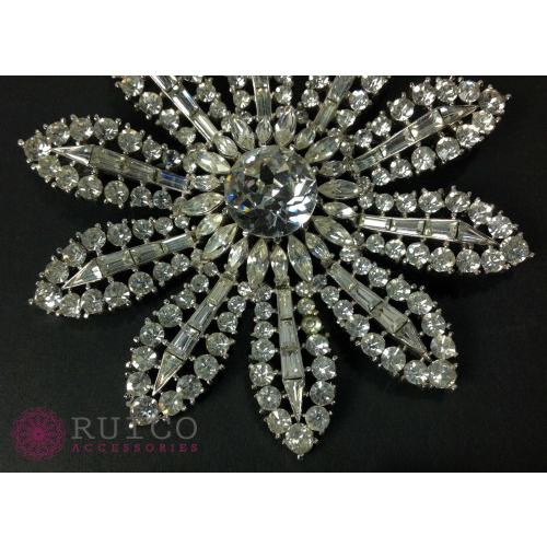 本日価格！！ TRIFARI トリファリ ブローチ ラインストーン アンティーク 【DG9218994064】(33252円)