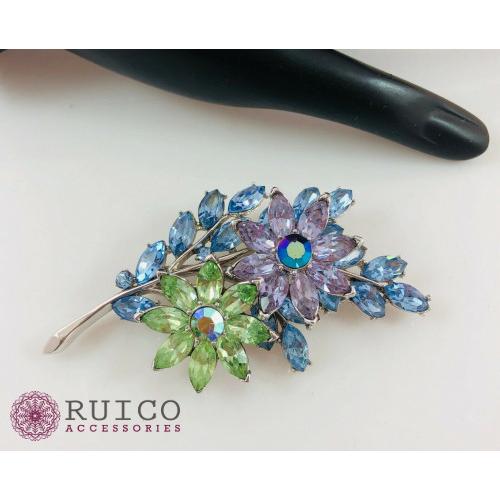 TRIFARI トリファリ ブローチ ラインストーン アンティーク TRIFARI トリファリ ブローチ ビンテージ