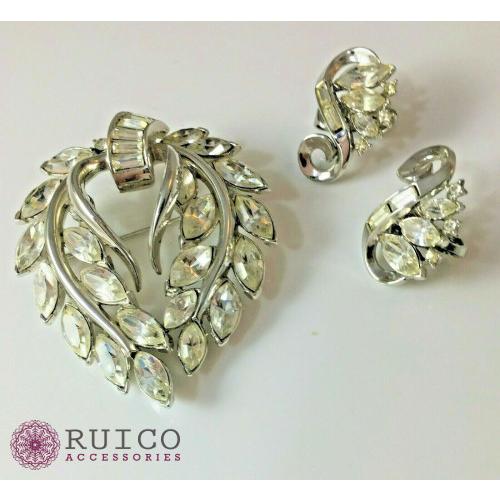 TRIFARI トリファリ ブローチ ラインストーン アンティーク TRIFARI トリファリ ブローチ ビンテージ