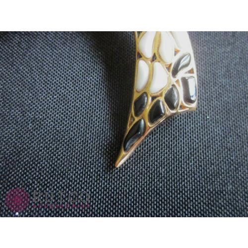 TRIFARI トリファリ ブローチ ホワイト 白 アンティーク TRIFARI トリファリ ブローチ ビンテージ