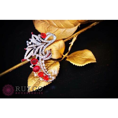 TRIFARI トリファリ ブローチ ラインストーン アンティーク