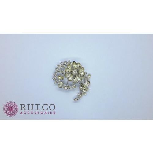 TRIFARI トリファリ ブローチ ラインストーン アンティーク TRIFARI トリファリ ブローチ ビンテージ