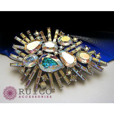 TRIFARI トリファリ ブローチ ラインストーン アンティーク TRIFARI トリファリ ブローチ ビンテージ