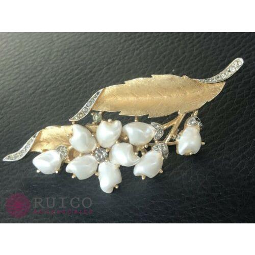 （新品,未開封） TRIFARI トリファリ ブローチ ラインストーン アンティーク 【1442222767】(52020円)