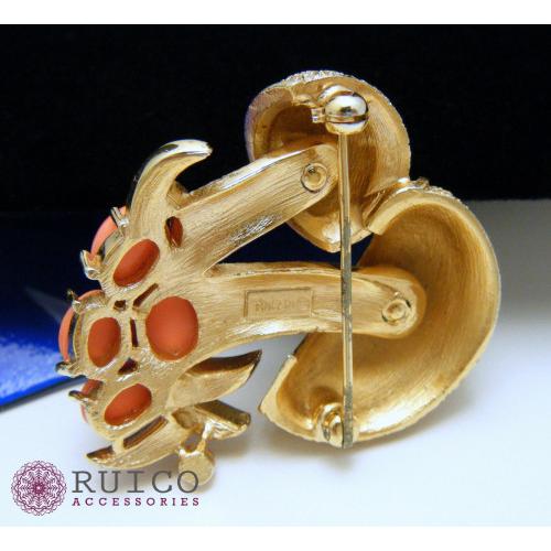 TRIFARI トリファリ ブローチ ホワイト 白 アンティーク TRIFARI トリファリ ブローチ ビンテージ