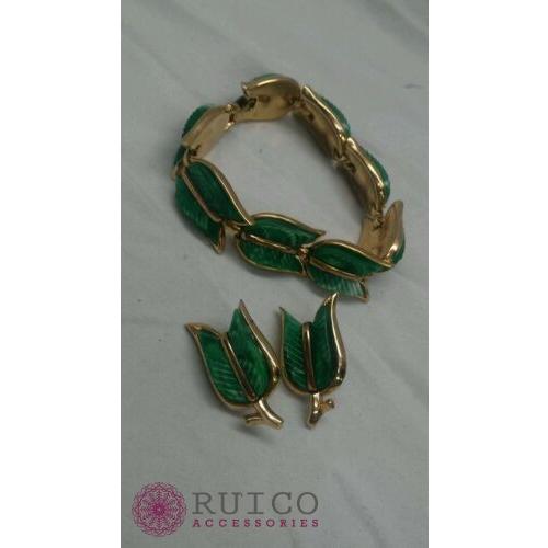 TRIFARI トリファリ イヤリング ピアス ゴールド アンティーク TRIFARI トリファリ イヤリング ピアス ビンテージ