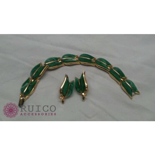 TRIFARI トリファリ イヤリング ピアス ゴールド アンティーク TRIFARI トリファリ イヤリング ピアス ビンテージ