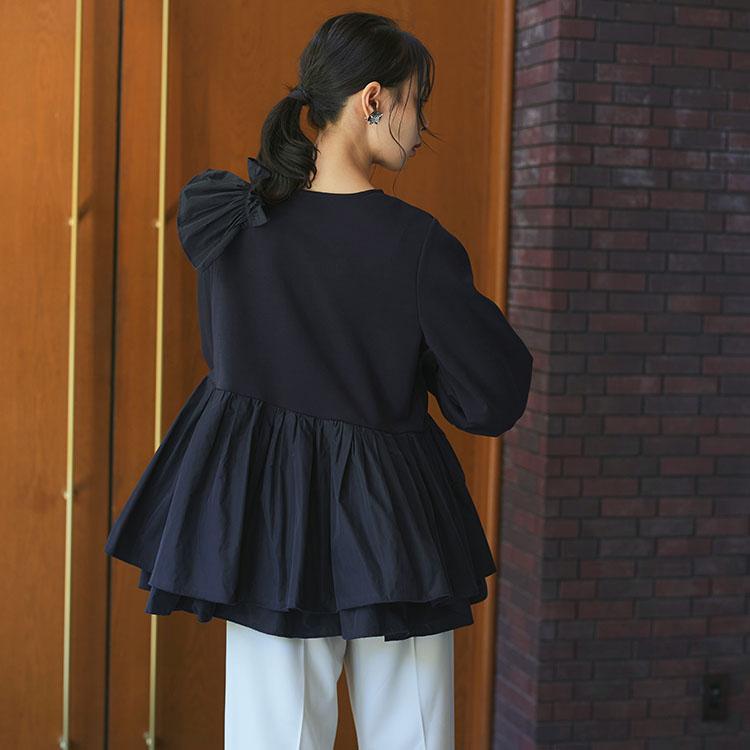 hue フリル付き黒長袖トップス サイズ36 hue フリル付き黒長袖トップス サイズ36 【公式通販】