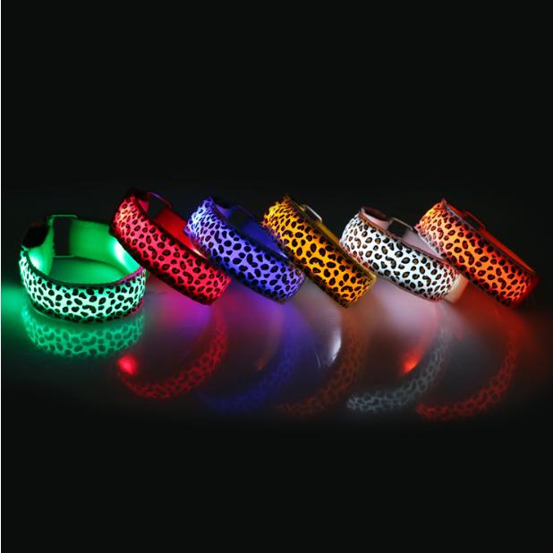 両手用2本組 LEDアームバンド ランニング ライト 豹柄 ヒョウ柄  夜間対応 ウォーキング セーフティバンド 点灯モード切替 反射 バンド型ライト |  | 13