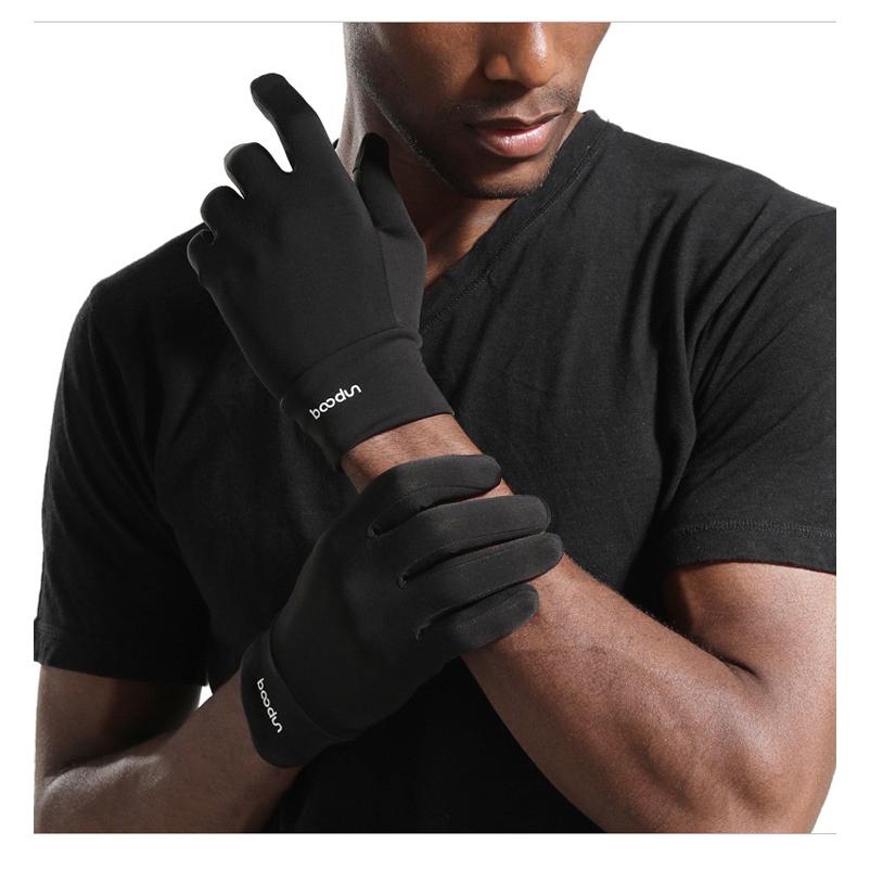 スマホ タッチパネル対応　ランニング　スポーツ　アウトドア　グローブ　防風　保温　速乾  メンズ　レディース　軽 |  | 13