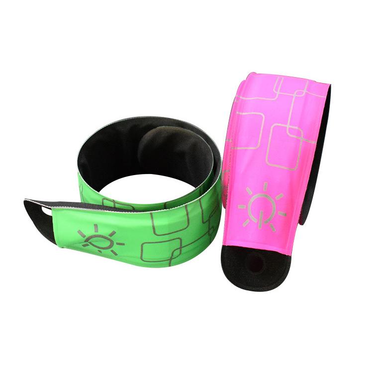 【2本セット】ランニング   反射材ライン ワンタッチ 点灯 光る LEDアームライト アームバンド 夜間 リストバンド　マラソン　陸上 |  | 03