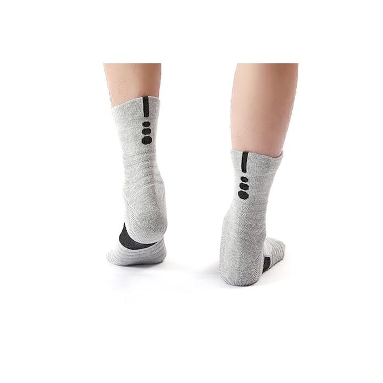 スポーツ ソックス 3足セット 靴下 黒 白 灰  メンズ スポーツウェア ジムウェア トレーニングウェア ウォーキング　ランニング ウェア |  | 10