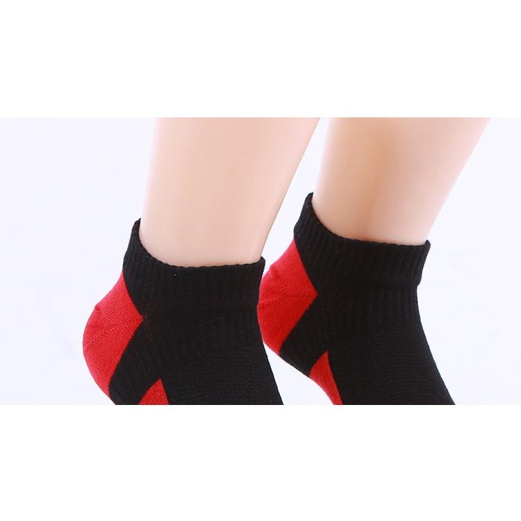 【まとめ買い価格】 a20-32 ランニングソックス　5本指ソックス　5足セット　通気性　ランニングウェア　メッシュ　靴ズレ予防　靴下　スポーツウェア メンズ　 |  | 07