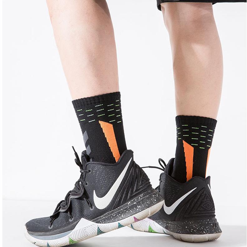 3足セット　ランニングソックス　着圧　速乾　ミディアム丈　靴下 　ランニングウェア　メンズ 　スポーツ　アウトドア　ランニング ウェア　靴下　 |  | 10