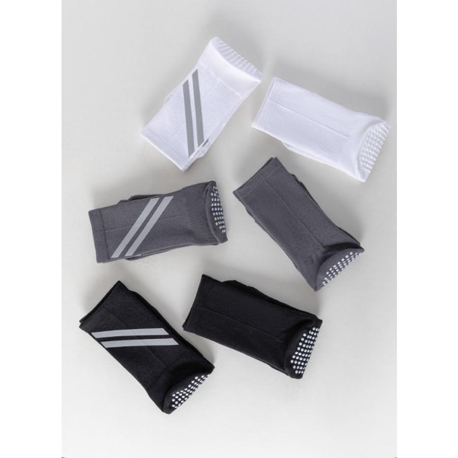 ランニングソックス 2足セット ミディアム丈 コンプレッション設計 滑り止めゴム付き リフレクター付き 通気性メッシュ 靴ズレ予防 メンズ レディース スポーツ |  | 15