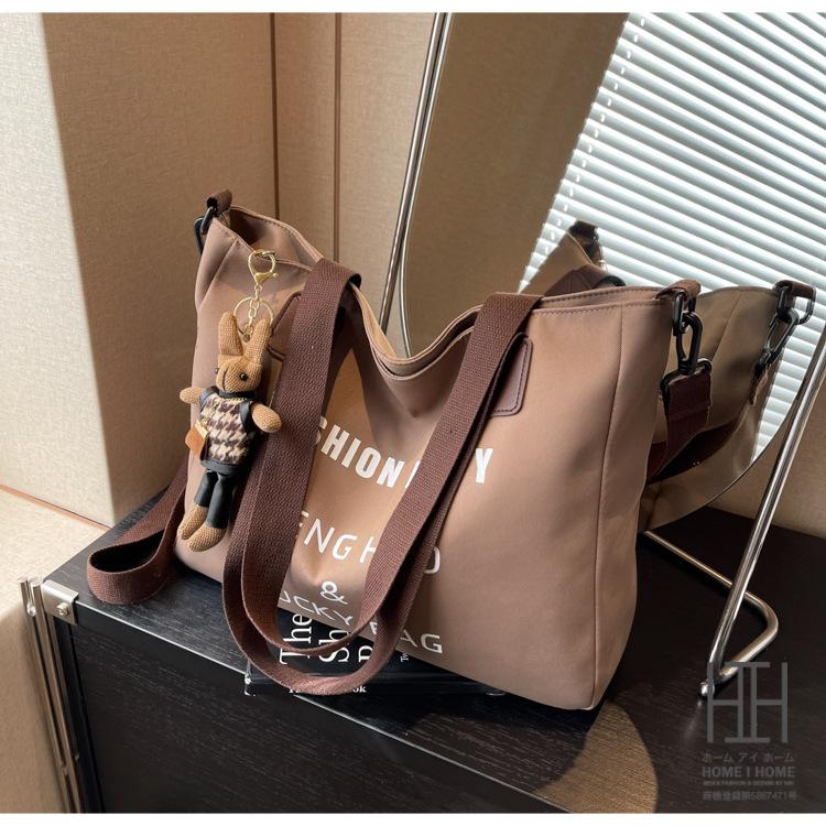 トートバッグ レディース 大容量 A4 ファスナー留め 肩掛け 斜め掛け 2WAY 取り外せるストラップ ショルダーバッグ 鞄 PUレザー 通勤 通学 バッグ メンズ | ホームアイホーム | 06